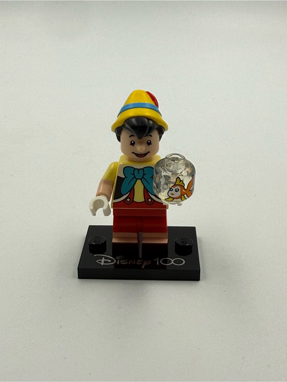 Lego Disney 100 Minifigure Pinocchio With Fish Bowl Small Figure Collectible